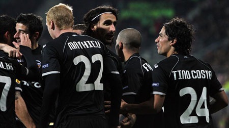 Tứ kết lượt đi Europa League: Bilbao, Atletico noi gương Real