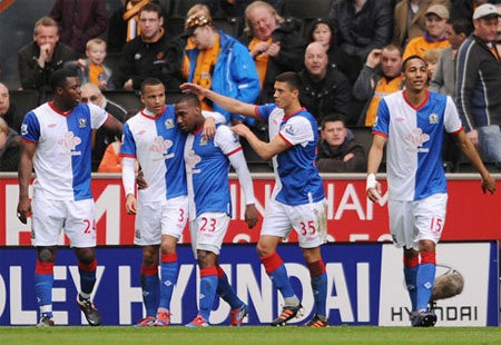 Những khoảnh khắc ấn tượng của vòng 28 Premier League