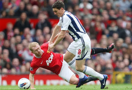 Những khoảnh khắc ấn tượng của vòng 28 Premier League