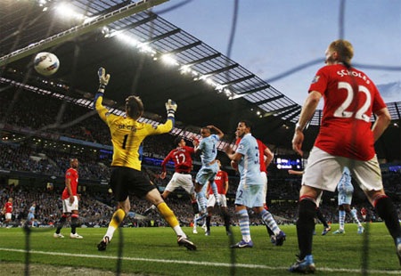 Những khoảnh khắc ấn tượng vòng 36 Premier League