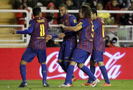 Dani Alves - Barcelona: Vì ta vẫn cần có nhau - 3 Dani Alves - Barcelona: Vì ta vẫn cần có nhau