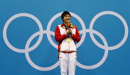 “Cú phốt” tai hại này khiến trận đấu giữa Triều Tiên với Colombia bị gián đoạn gần 1 giờ đồng hồ