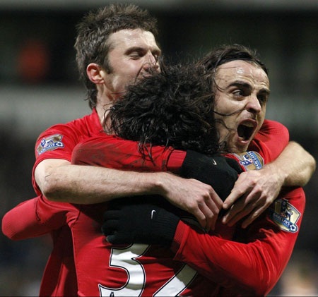 Những dấu ấn đáng nhớ của Berbatov cùng MU 4 năm qua - 3 Những dấu ấn đáng nhớ của Berbatov cùng MU 4 năm qua