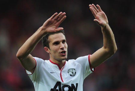 MU: Cho Van Persie điểm tựa và anh sẽ “bay” - 2 Tuần trăng mặt ngọt ngào của Percy cùng MU sẽ còn kéo dài?