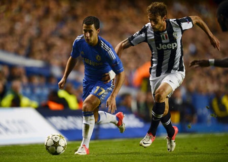 Hazard từng suýt trở thành người của Spurs thay vì Chelsea