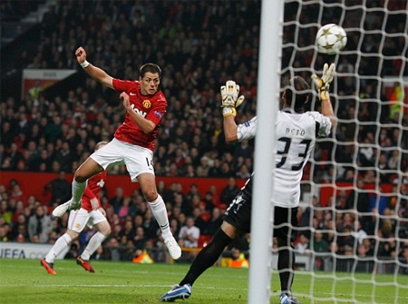 “Kim cương” chưa thể là kim chỉ nam đối với Man Utd - 3 4-4-2 truyền thống vẫn phải được MU sử dụng mỗi khi “kim cương” trở nên bất lực