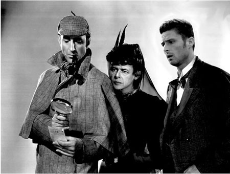 Biếm họa về “chân gỗ” Olivier Giroud của Arsenal - 9 Đến Sherlock Holmes cũng không tìm nổi những bàn thắng của Giroud đã mất tích đi đâu