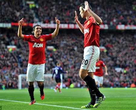 Van Persie - Arsene Wenger: Những lí lẽ của trái tim - 2 Van Persie - Arsene Wenger: Những lí lẽ của trái tim