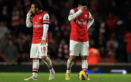 Những khoảnh khắc ấn tượng của vòng 15 Premier League - 10 Thảm bại 1-3 này đồng nghĩa với việc