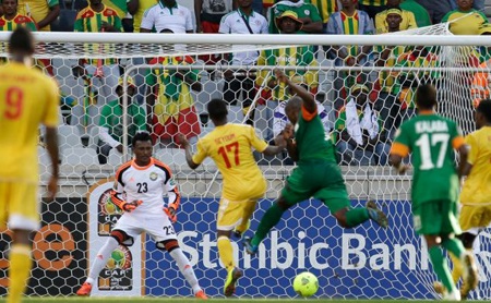 Bảng C CAN 2013: Bất phân thắng bại - 1 Zambia gây thất vọng lớn khi dẫn bàn và hơn người nhưng lại bị chia điểm