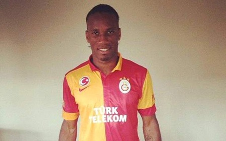 Hiện tượng của “phiên chợ Đông” Galatasaray: Mua “sao” lớn vì tham vọng lớn - 2 Thu nhập sau thuế của Drogba và Sneijder tại Thổ Nhĩ Kỳ là rất đáng mơ ước