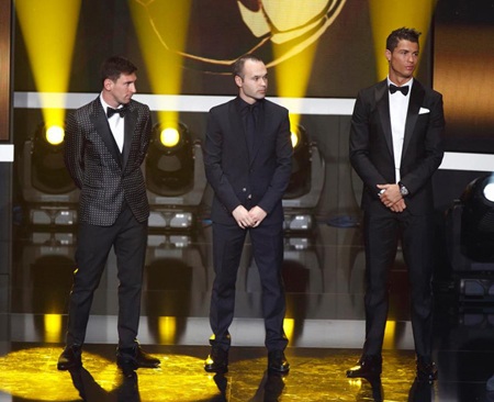 Sự vĩ đại của một cầu thủ không thể chỉ đến từ những cuộc bầu chọn cá nhân