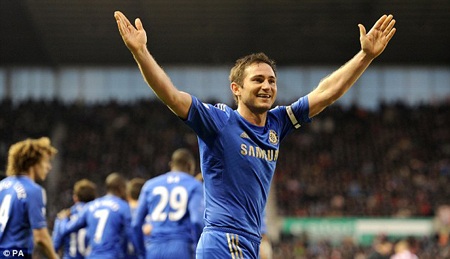 Bên cạnh lối chơi phòng ngự khó chịu, sức ép mà Stoke tạo nên trước Chelsea cũng là không hề nhỏ