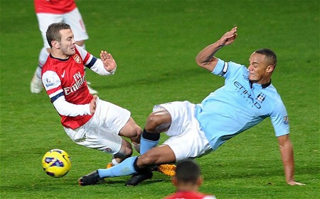 Kháng cáo thành công, Vincent Kompany được xóa thẻ đỏ - 1 Kompany sẽ không phải lĩnh án treo giò ở các trận đấu tới của Man “Xanh”