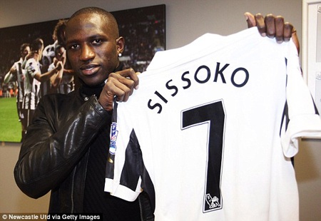 Moussa Sissoko là tân binh người Pháp thứ 5 của Newcastle trong “phiên chợ Đông”