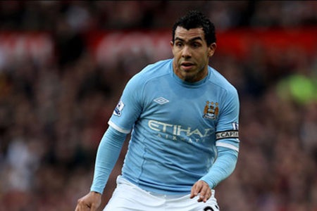 Tevez vừa phải lĩnh án phạt cấm lái xe trong vòng nửa năm
