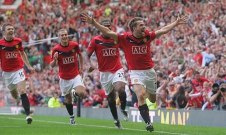 Nhìn lại sự nghiệp lẫy lừng của “lão thần đồng” Michael Owen - 12 “Sát thủ” của Liverpool 2 lần liên tiếp giành danh hiệu “vua phá lưới” ở Premier League và giúp