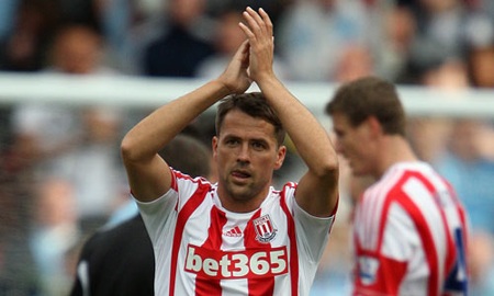 Nhìn lại sự nghiệp lẫy lừng của “lão thần đồng” Michael Owen - 13 “Sát thủ” của Liverpool 2 lần liên tiếp giành danh hiệu “vua phá lưới” ở Premier League và giúp