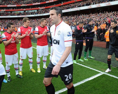 Van Persie: Vì cuộc đời là những chuyến đi - 1 Van Persie: Vì cuộc đời là những chuyến đi