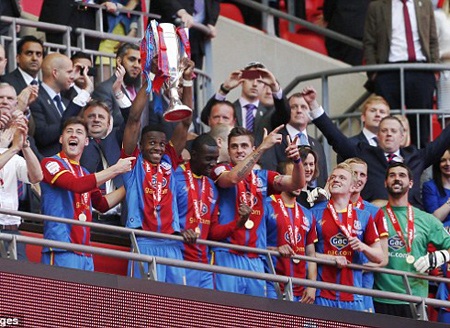 Tiền bản quyền truyền hình ở Anh: “Miếng bánh” của riêng Premier League - 3 Crystal Palace thăng hạng và sẽ đổi đời thực sự nhờ 120 triệu bảng từ “thiên đường” Premier League