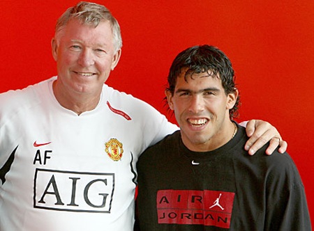 Nhìn lại 7 năm đầy thăng trầm của Tevez ở nước Anh - 3 Cho tới lúc này, Tevez vẫn được các CĐV