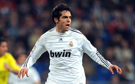 Bán “bò mộng” Vieri, Lazio đã quyết định chi 35,5 triệu bảng vì Hernan Crespo 1 năm sau để thay thế