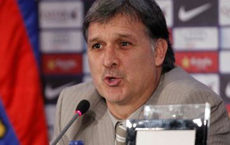 Martino đã trả lời rất nhiều vấn đề trong ngày ra mắt Barca