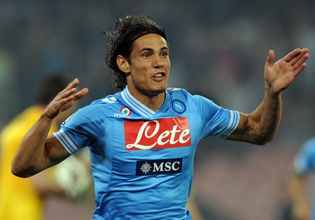 Chelsea đang gặp khó ở vụ Cavani do bị PSG “phá đám”