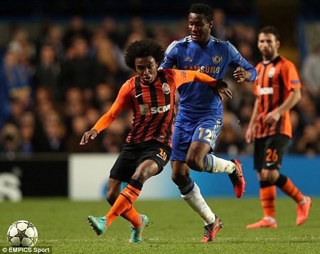 Vị trí nào cho Willian ở Chelsea? - 1 Willian vừa mang sức mạnh, vừa mang cả cơn đau đầu tới cho Chelsea