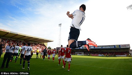 Gareth Bale: Từ “đồ bỏ” đến cầu thủ đắt nhất thế giới - 12 Gareth Bale: Từ “đồ bỏ” đến cầu thủ đắt nhất thế giới