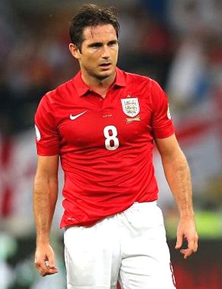 Lampard và những huyền thoại trong “CLB 100” của tuyển Anh - 8 Lampard và những huyền thoại trong “CLB 100” của tuyển Anh