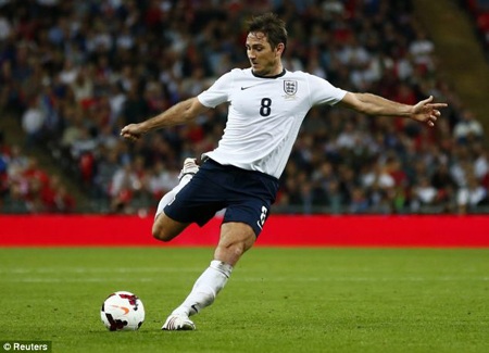 Lampard sắp chạm tới cột mốc đặc biệt cùng “Tam Sư”