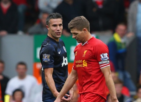Chấn thương nhẹ, Van Persie sẽ sớm trở lại thi đấu - 1 Van Persie sẽ sớm trở lại thi đấu cho MU sau khi lỡ mất trận derby thành Manchester