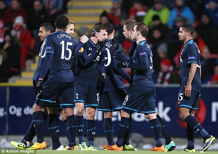 Vòng bảng Europa League: Thêm 10 cái tên có vé đi tiếp - 1 Tottenham tiếp tục mạch chiến thắng tuyệt đối ở vòng bảng Europa League năm nay