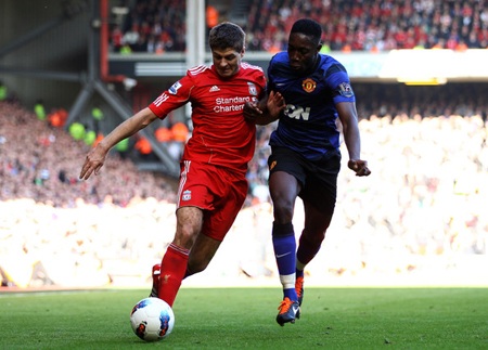 Tiết lộ: MU từng “dụ” Gerrard bằng hợp đồng 7 năm - 1 Gerrard đã từng 2 lần từ chối cơ hội trở thành người của MU