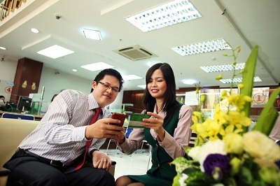 Nhân viên Ngân hàng - diện mạo của một Ngân hàng hiện đại - 2 Nhân viên Ngân hàng - diện mạo của một Ngân hàng hiện đại - 2