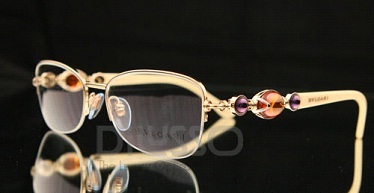 Xu hướng thời trang kính Hè nổi bật - 21