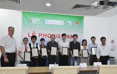 Sinh viên “nóng” cùng môi trường - 1 Sinh viên “nóng” cùng môi trường - 1