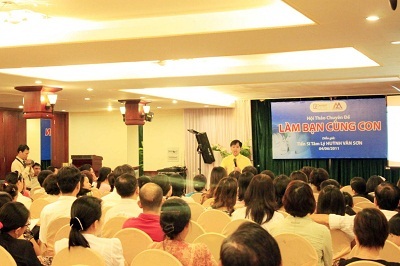 Thành công với hội thảo chuyên đề “Làm Bạn Cùng Con” - 2