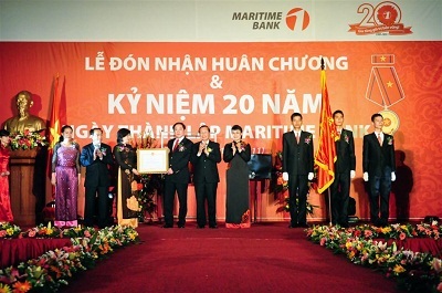 Maritime Bank kỷ niệm 20 năm thành lập Ngân hàng và đón nhận Huân chương Lao động hạng 3 - 1 Maritime Bank kỷ niệm 20 năm thành lập Ngân hàng và đón nhận Huân chương Lao động hạng 3 - 1