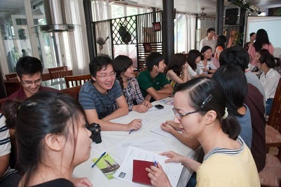 Dấu ấn bằng lăng trên xứ sở sương mù - 5 Dấu ấn bằng lăng trên xứ sở sương mù - 5