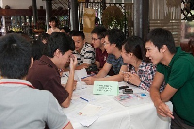 Dấu ấn bằng lăng trên xứ sở sương mù - 8 Dấu ấn bằng lăng trên xứ sở sương mù - 8