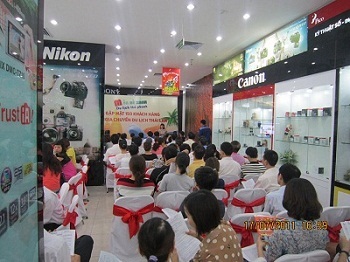 Kỷ lục bán hàng của một siêu thị điện máy - 7