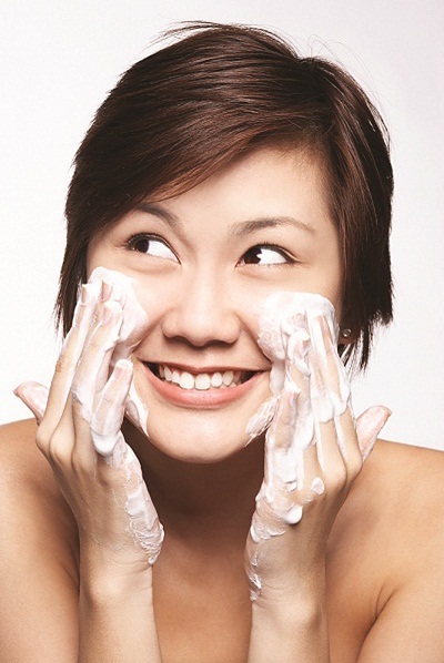 Sự quyến rũ của làn da trắng mịn - 1