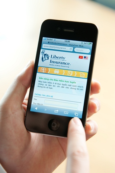 Mua bảo hiểm trực tuyến, đổ xăng miễn phí - 1 Mua bảo hiểm trực tuyến, đổ xăng miễn phí - 1