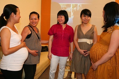 Bà bầu năng động đang làm gì? - 2