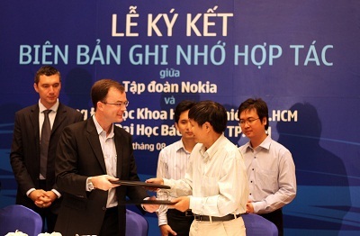 Nokia và những cam kết “Ứng Dụng Di Động Bản Địa” - 1 Nokia và những cam kết “Ứng Dụng Di Động Bản Địa” - 1