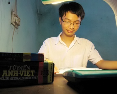 Học bổng RES 100.000 USD (~ 2,1 tỷ đồng): Tân thủ khoa, á khoa, tân sinh viên đại học 2011 - 1 Học bổng RES 100.000 USD (~ 2,1 tỷ đồng): Tân thủ khoa, á khoa, tân sinh viên đại học 2011 - 1