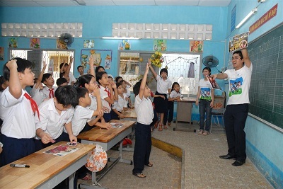 Chương trình “Em khỏe - Em học tốt” đến Việt Nam - 2