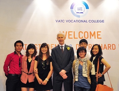Cùng VATC nuôi dưỡng ước mơ - 2 Cùng VATC nuôi dưỡng ước mơ - 2